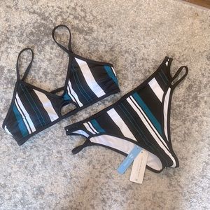 CUPSHE Striped Bikini